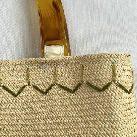 Andrea Stuart New York Straw Embroidered Bag Lucite Handles - Picture 8 of 10